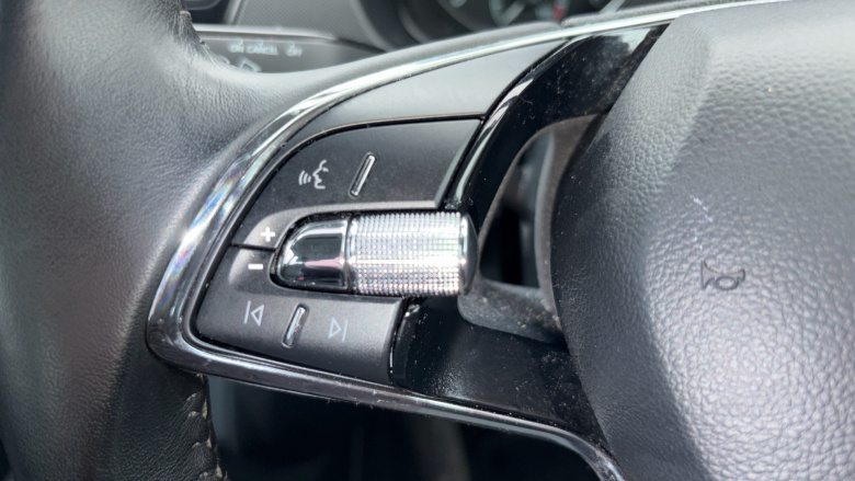 Skoda Fabia 1.0 MPI SE 5dr Petrol Hatchback